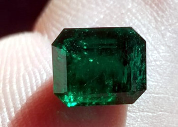 Swat Emerald